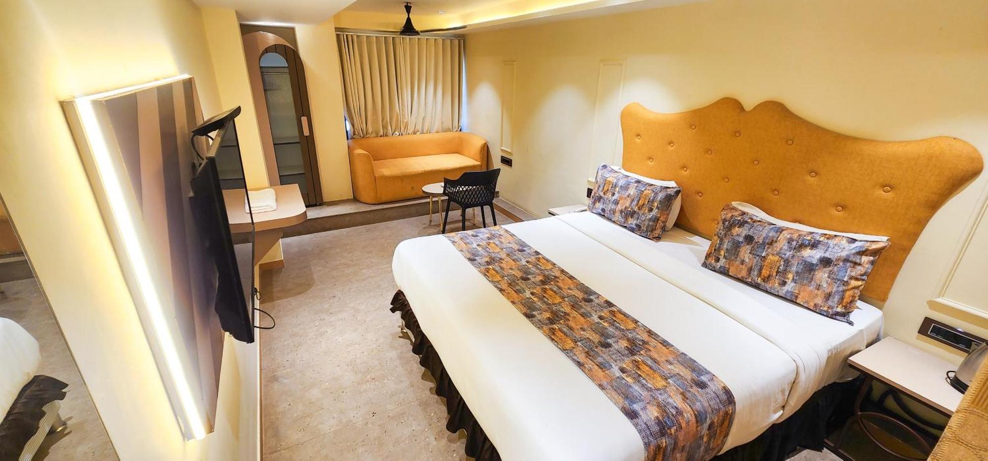 Hotel Nova Bling Rajkot Exterior photo