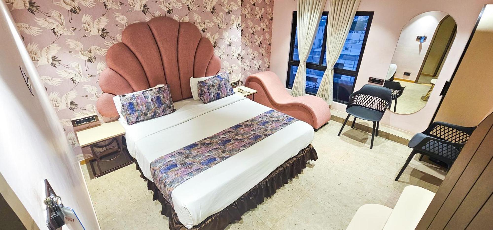 Hotel Nova Bling Rajkot Exterior photo