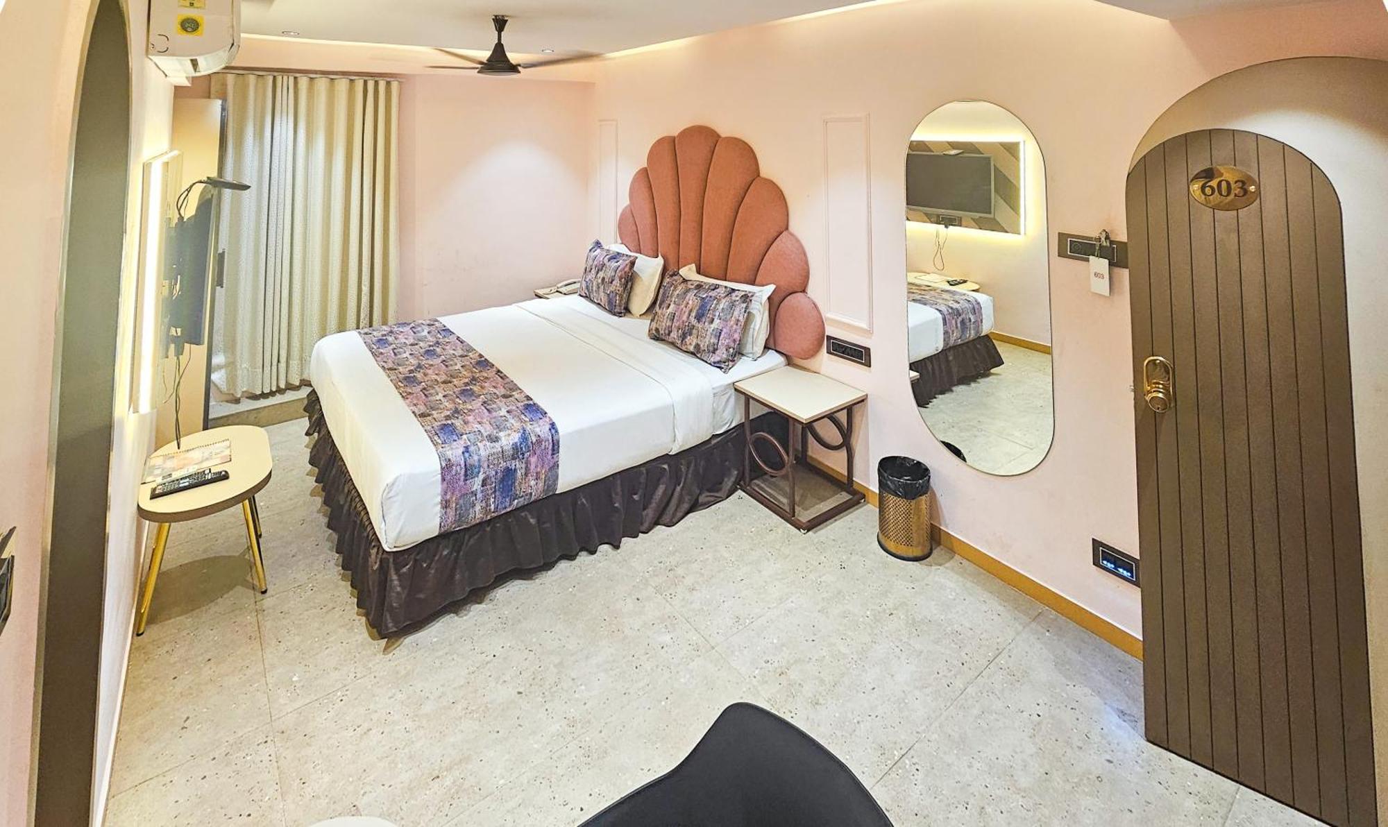 Hotel Nova Bling Rajkot Exterior photo